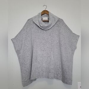 Olive & Oak Heathered Gray Cowl Neck Poncho